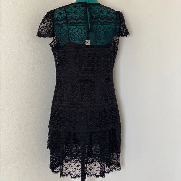 BLACK LACE GOTHIC VINTAGE CHANTILLY TWO PIECE DRESS AND BLOUSE PUNK ROCK N ROLL - Picture 4 of 7